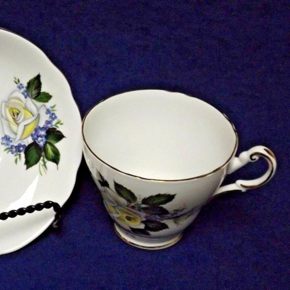 Regency English Bone China "Roses and Violets" Footed Tea Cup and Saucer - Picture 10 of 12